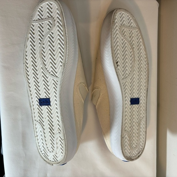 KEDS Sz 8 Slip On Slides Canvas Shoes Embroidered Pineapple Coconut Rubber Sole - Picture 9 of 10